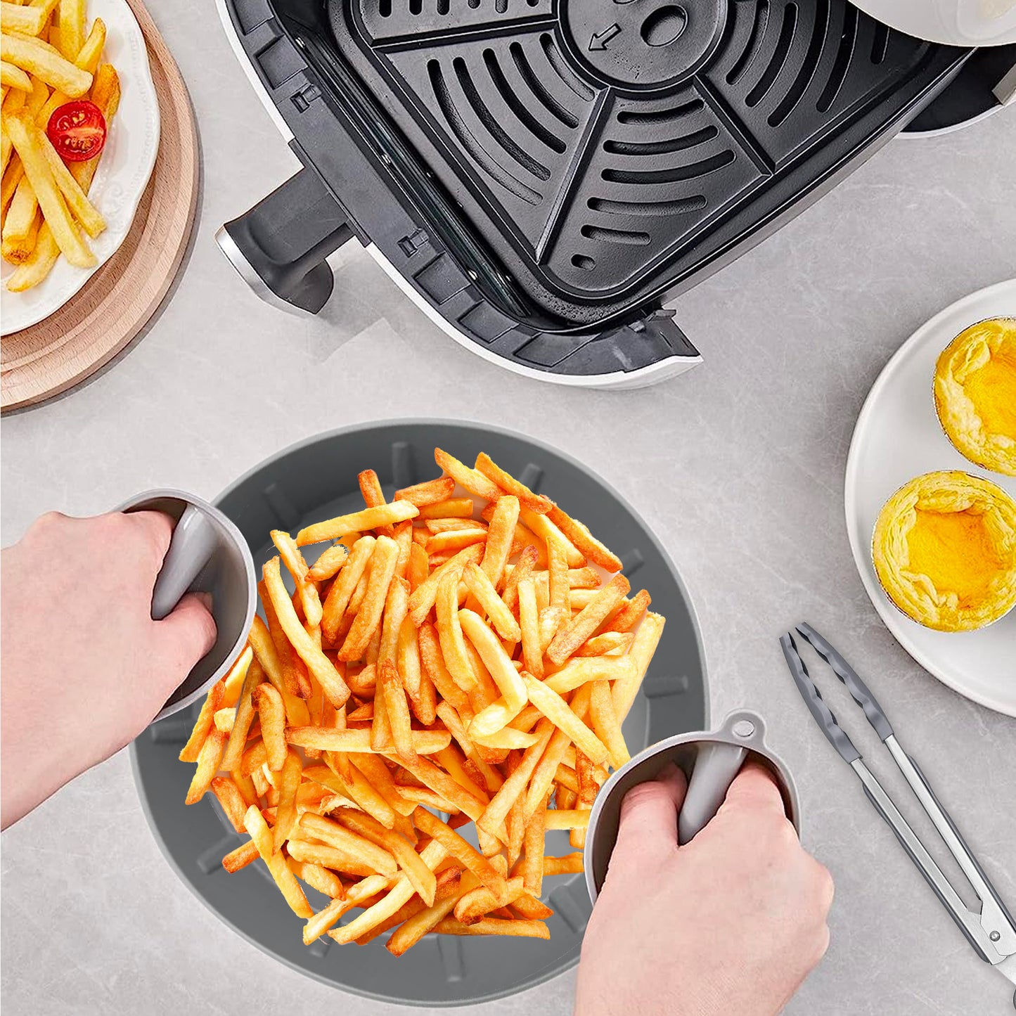 Silicone Air Fryer Liners 7.5 Inch with 2 Silicone Oven Mitts, Food Tongs, and Oil Sprayer 100ml.